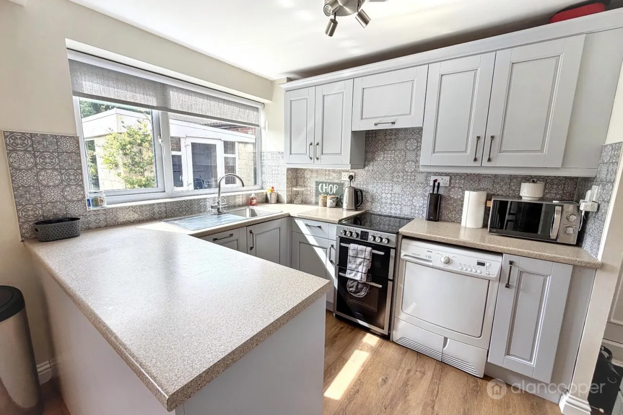 Croft Road, Stockingford, CV10, photo 5