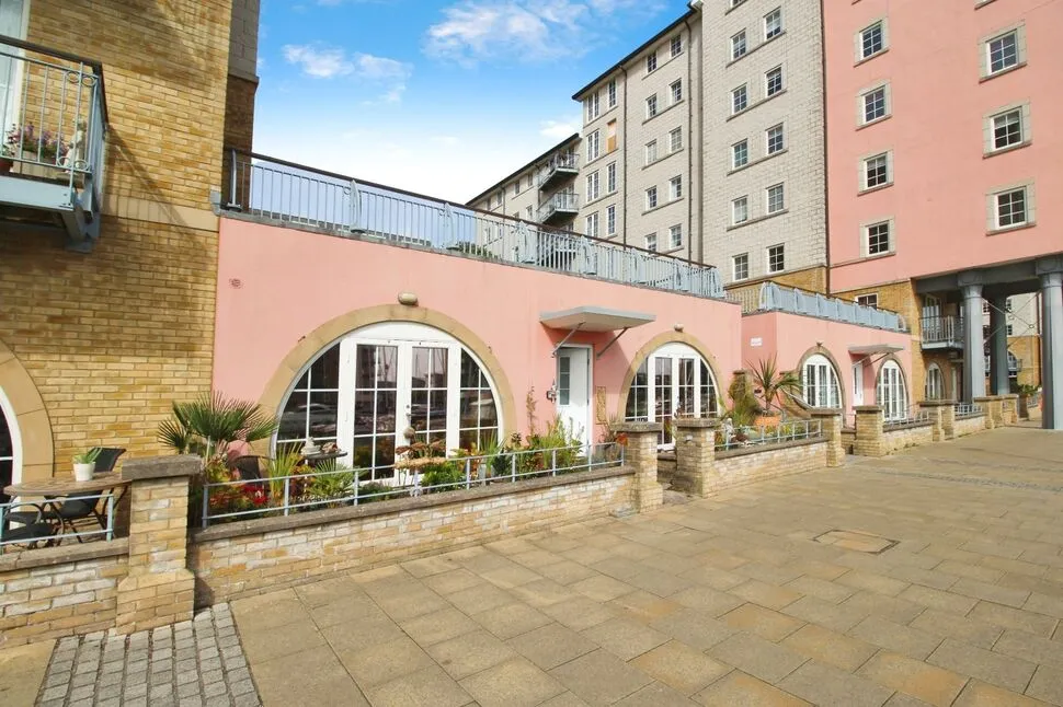 1 bed flat for sale — Lower Burlington Road, Portishead, Bristol, BS20