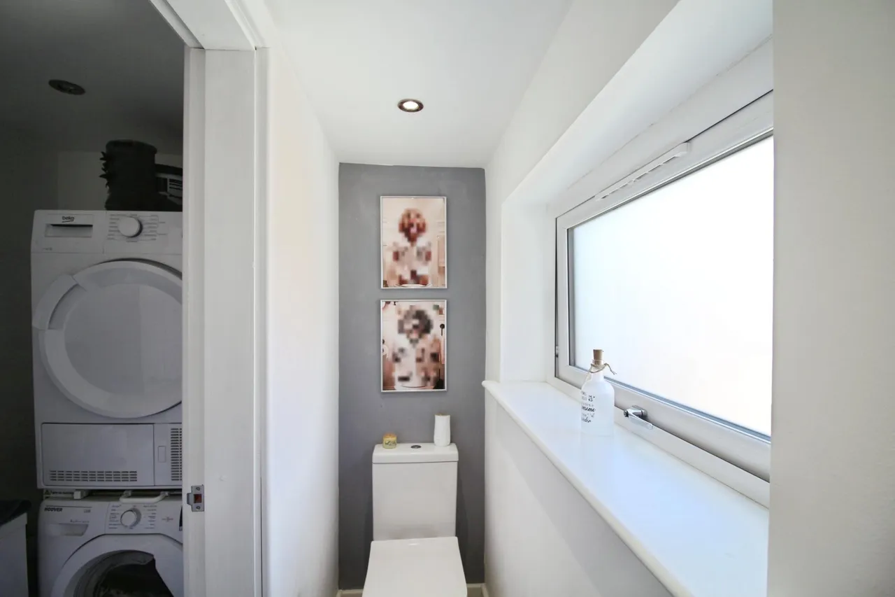 Woodhouse Lane, East Ardsley, WF3, photo 10