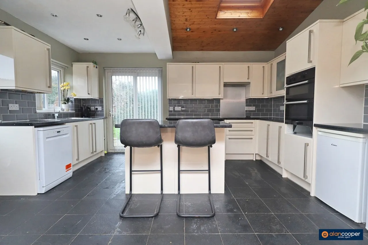 Olton Place, Nuneaton, CV11, photo 7