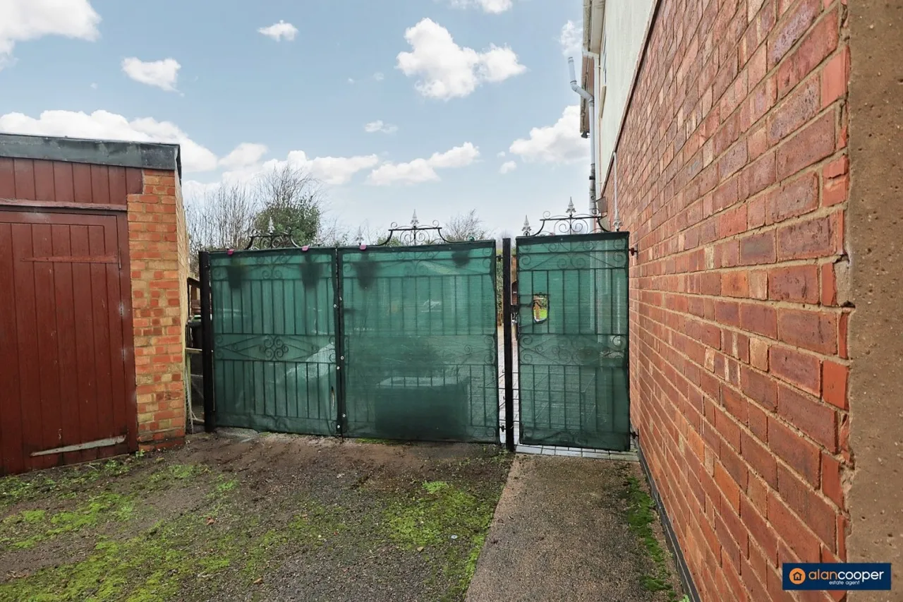 Olton Place, Nuneaton, CV11, photo 23