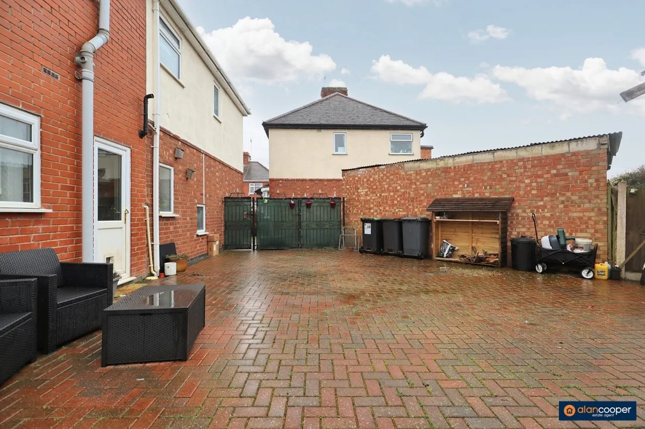 Olton Place, Nuneaton, CV11, photo 19