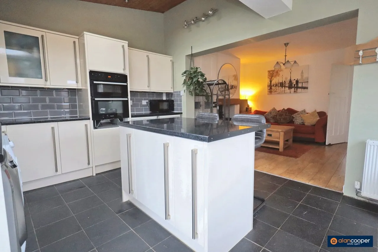 Olton Place, Nuneaton, CV11, photo 9