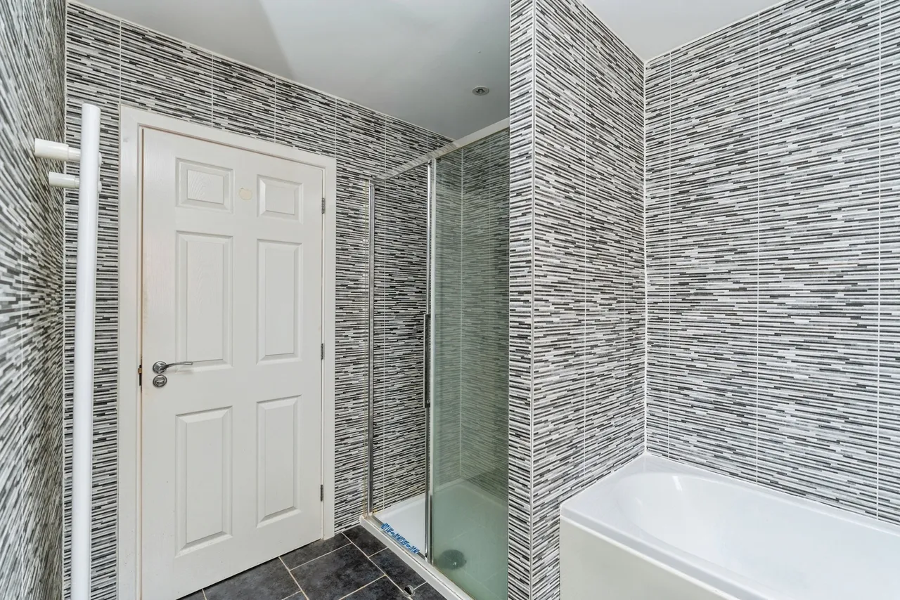 Bodding Avenue, Nursling, SO16, photo 14