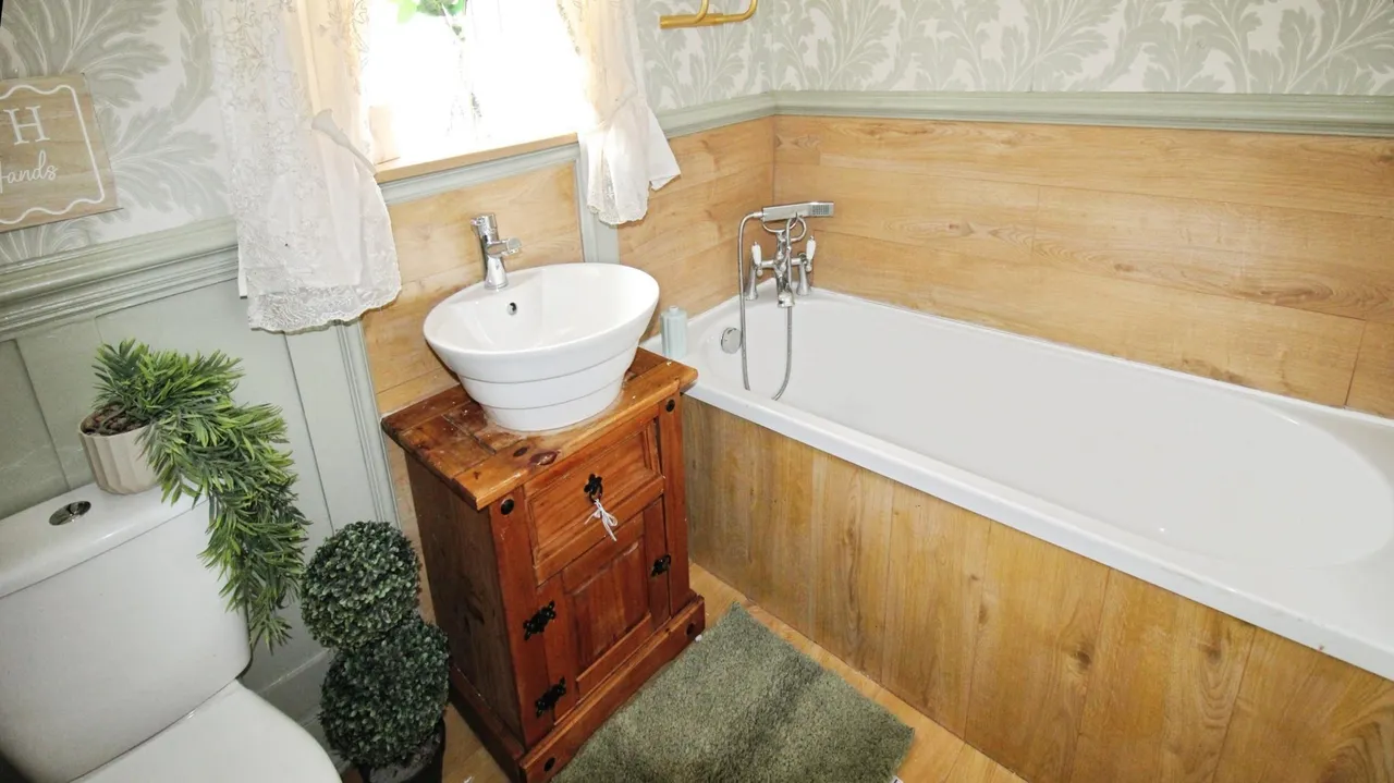 Guildford Street, Grimsby, DN32, photo 10