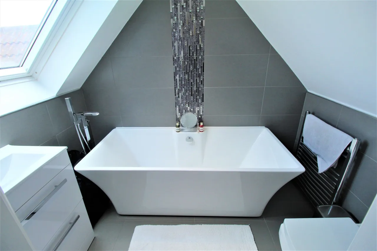 Hedingham Road, Grays, Essex, RM16 6BH, photo 15