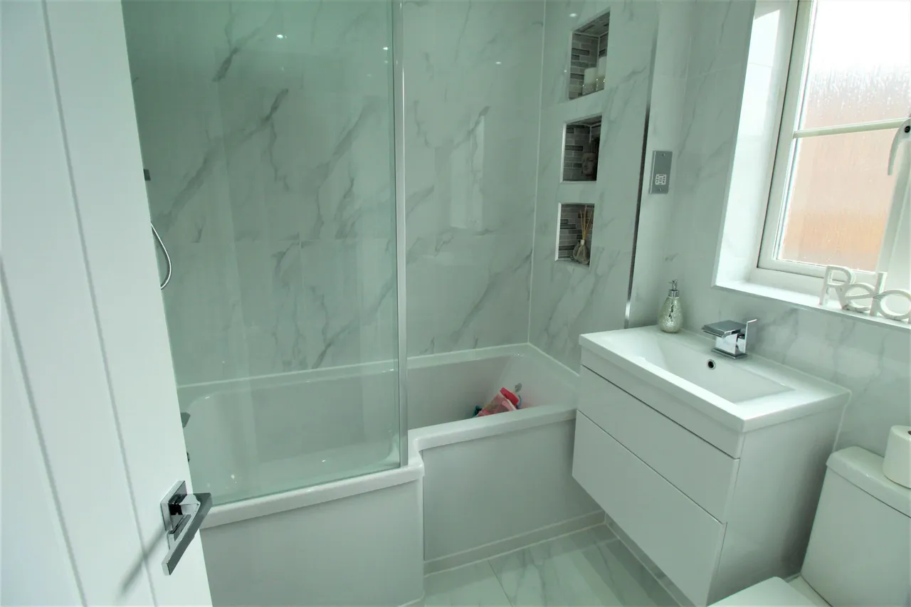 Hedingham Road, Grays, Essex, RM16 6BH, photo 9