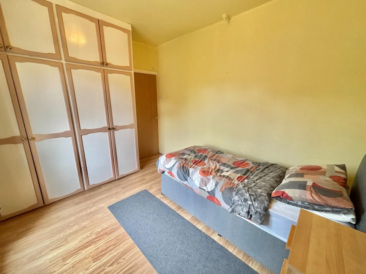 Spring Lane, Lees, OL4, photo 10