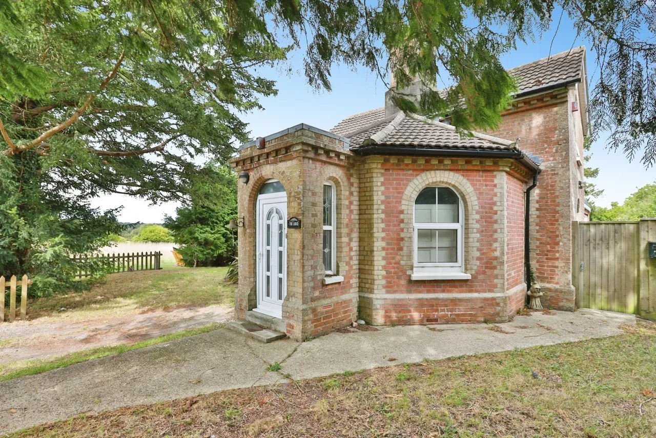 2 bed house for sale, Hinton Martell, Wimborne, BH21