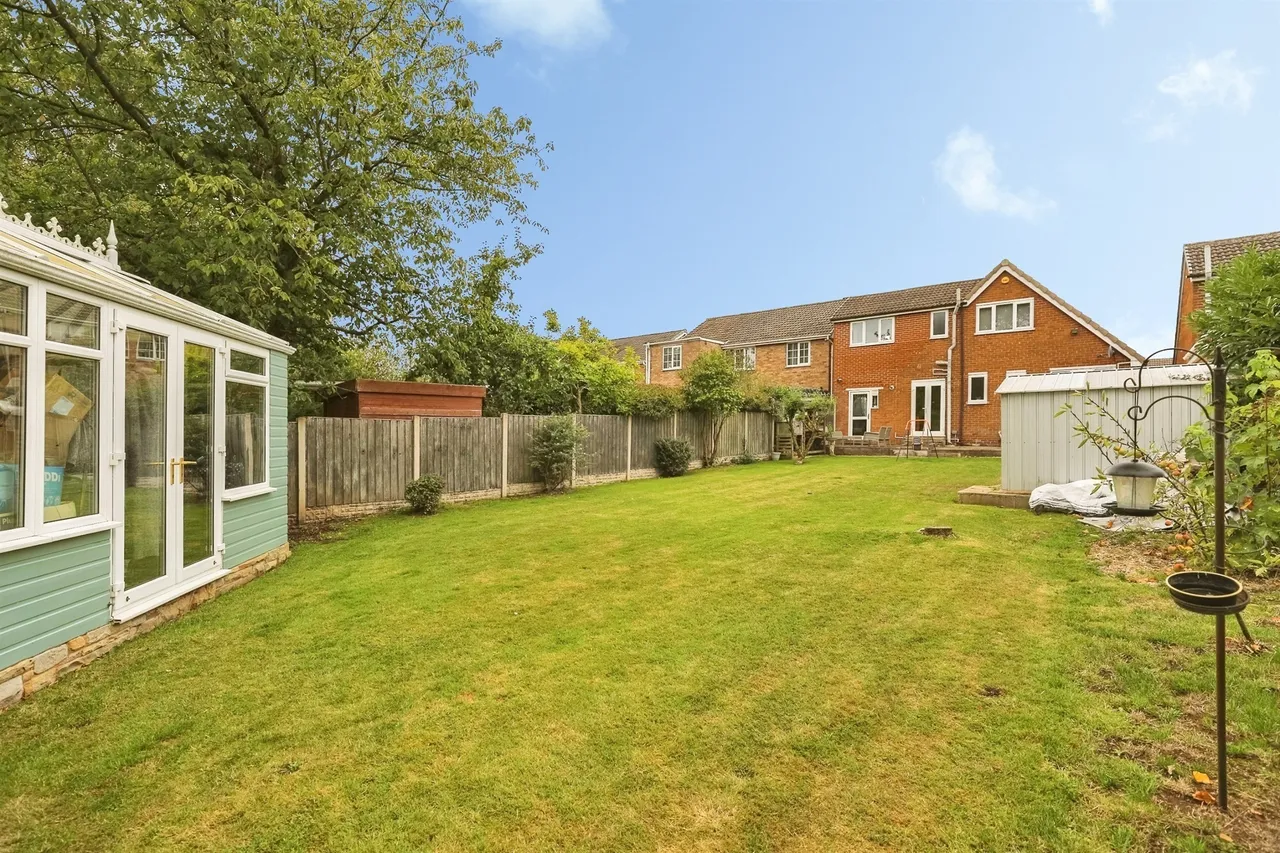 Roman Road, Darton, S75, photo 17