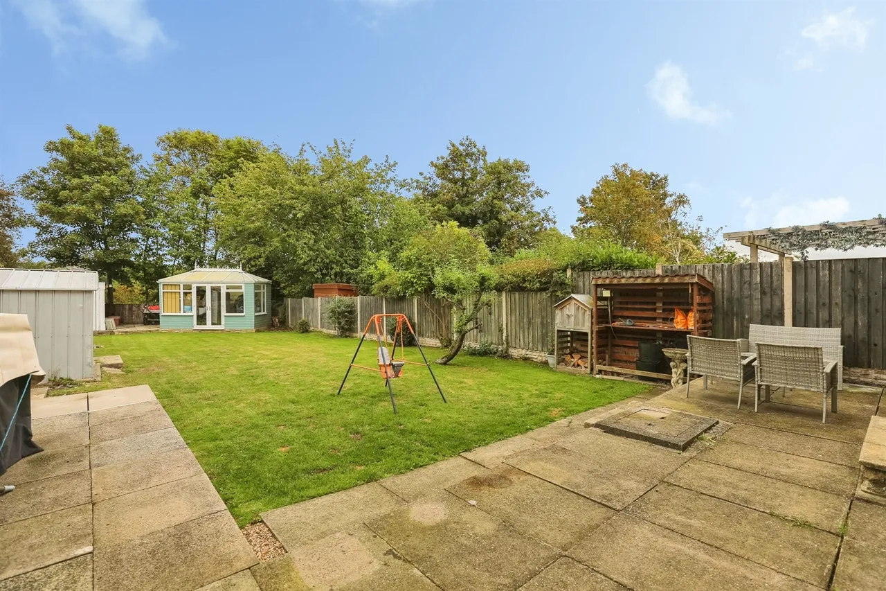 Roman Road, Darton, S75, photo 19