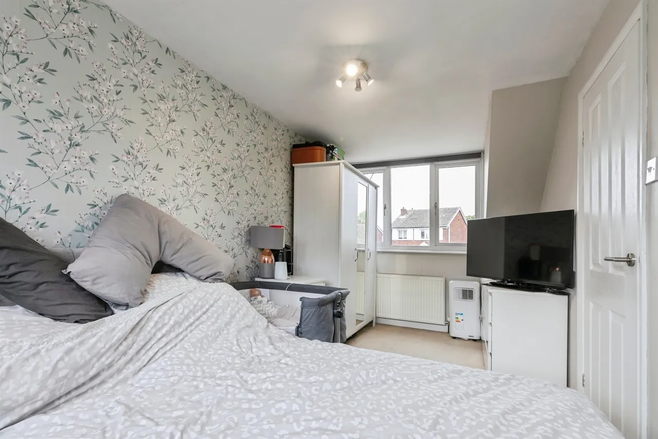 Roman Road, Darton, S75, photo 13