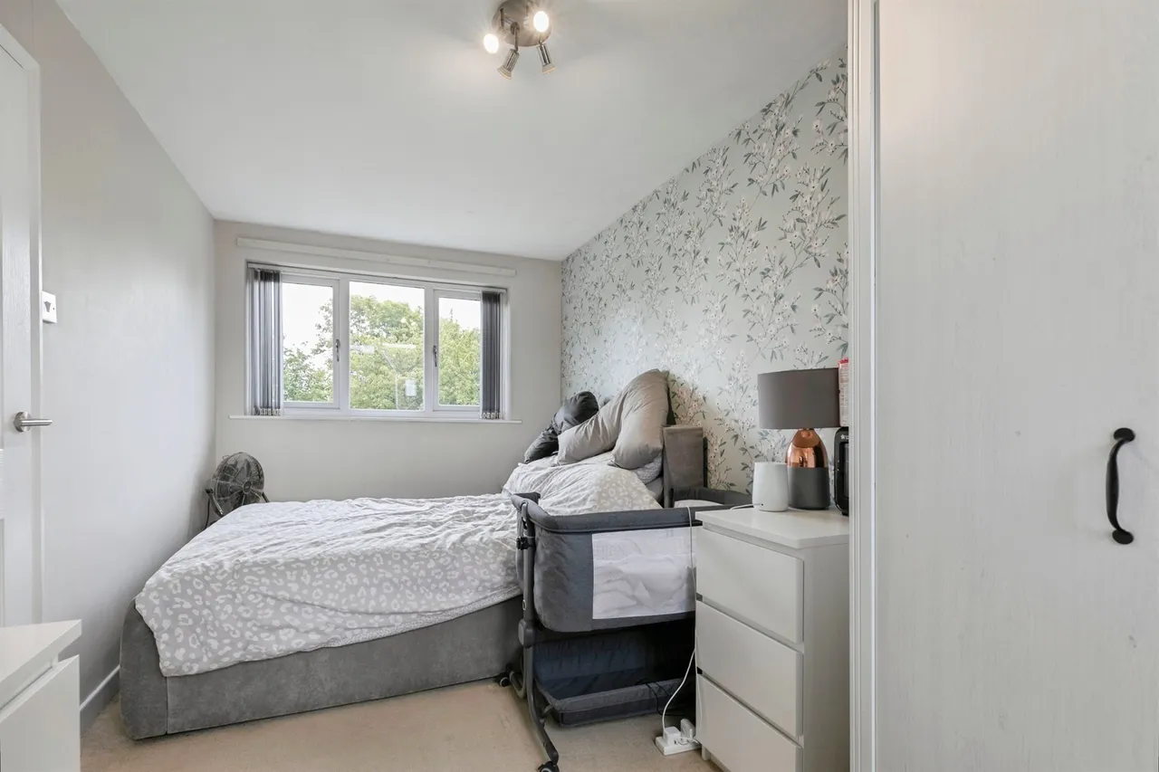 Roman Road, Darton, S75, photo 14