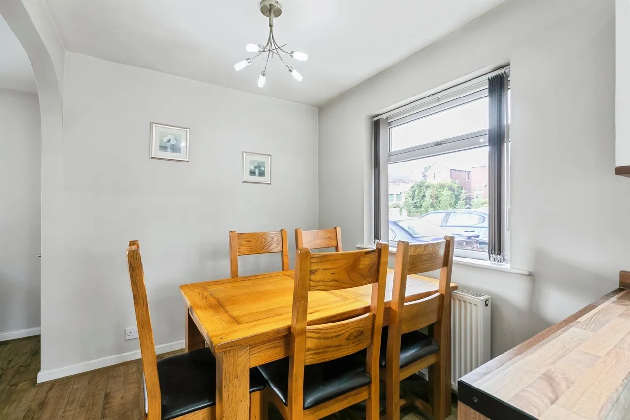Roman Road, Darton, S75, photo 7