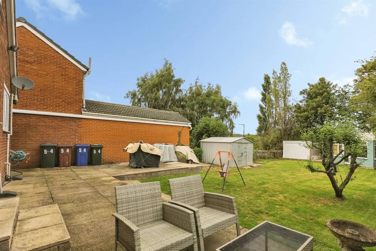 Roman Road, Darton, S75, photo 18