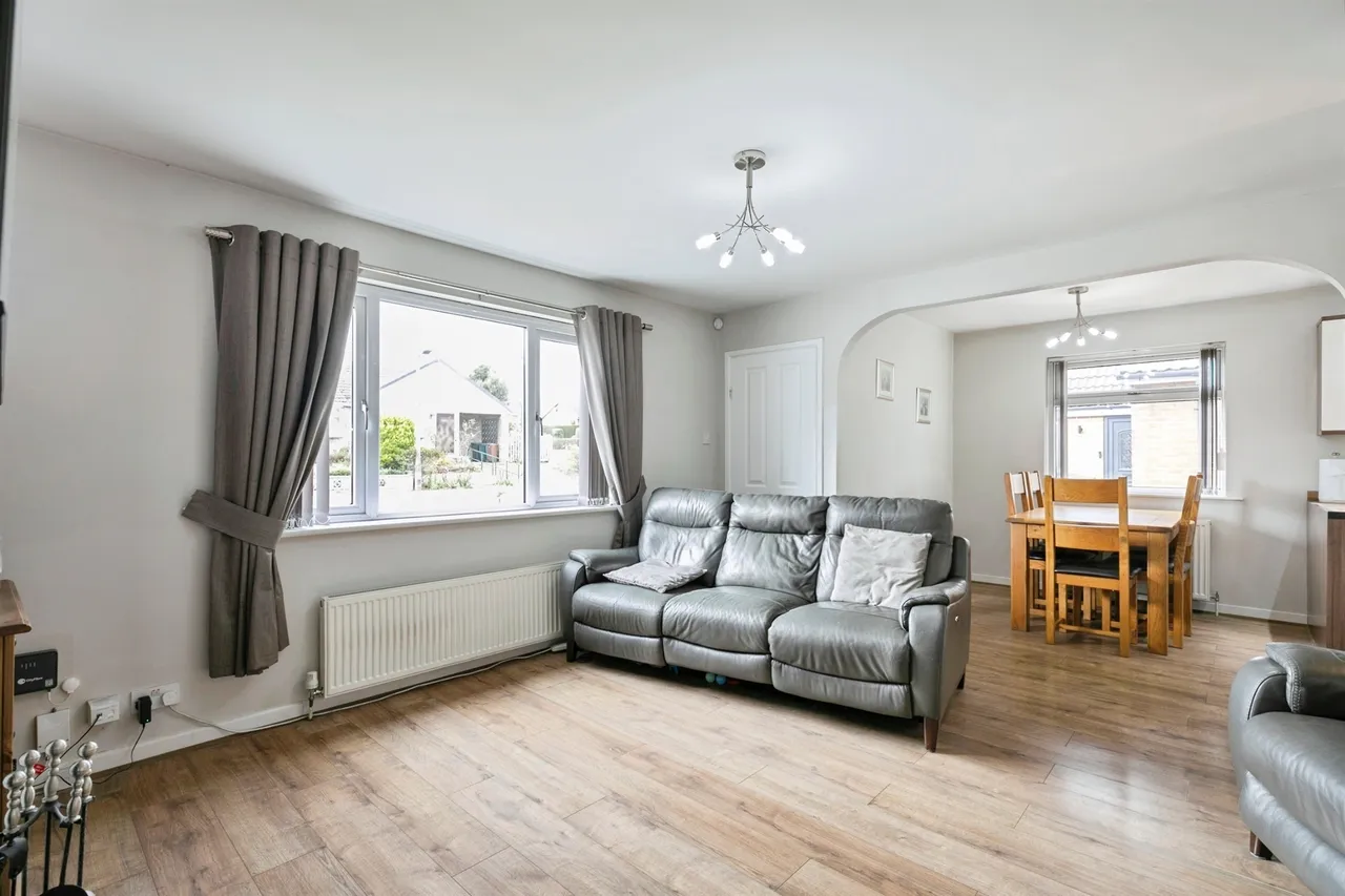 Roman Road, Darton, S75, photo 3