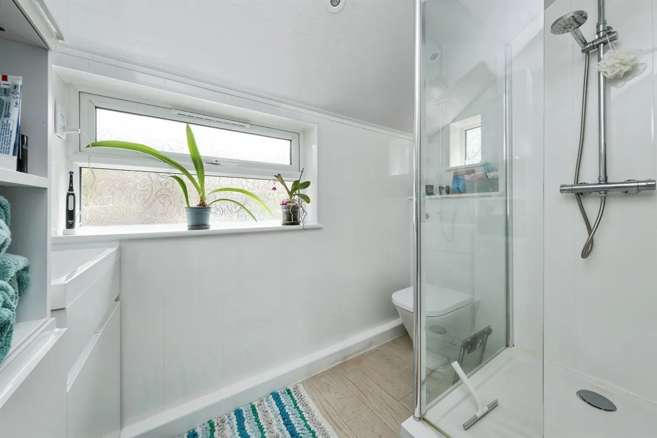 Richmond Road, Towcester, NN12, photo 8