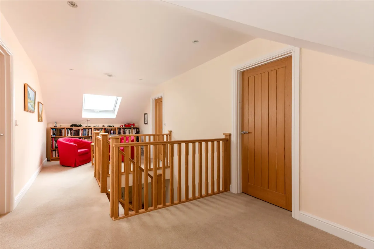 Preston Capes Road, Newnham, NN11, photo 7