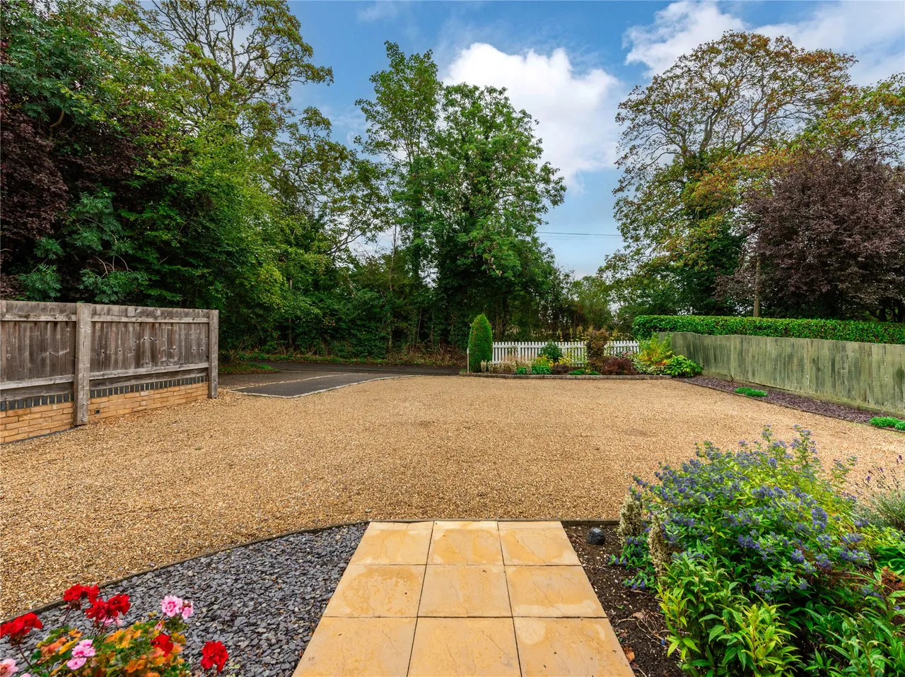 Preston Capes Road, Newnham, NN11, photo 17