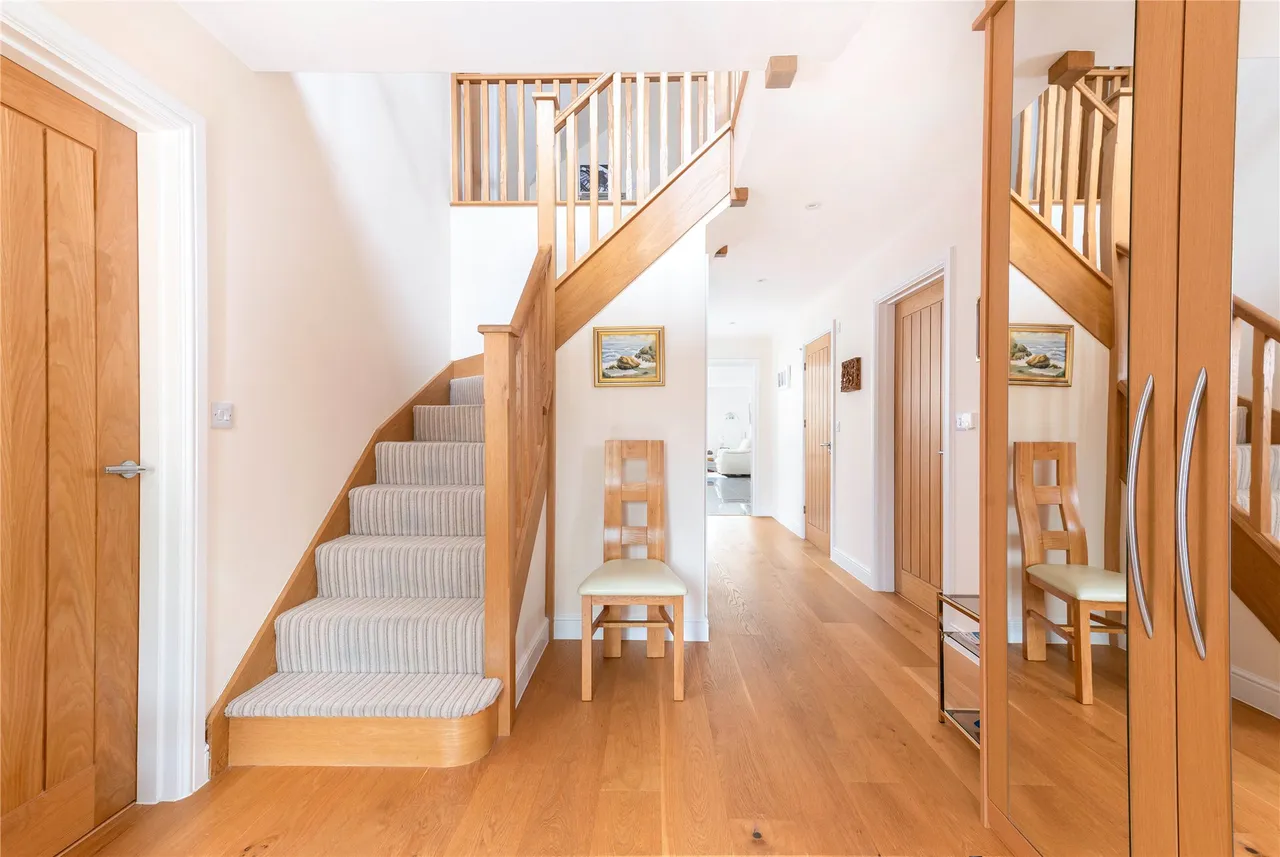 Preston Capes Road, Newnham, NN11, photo 6