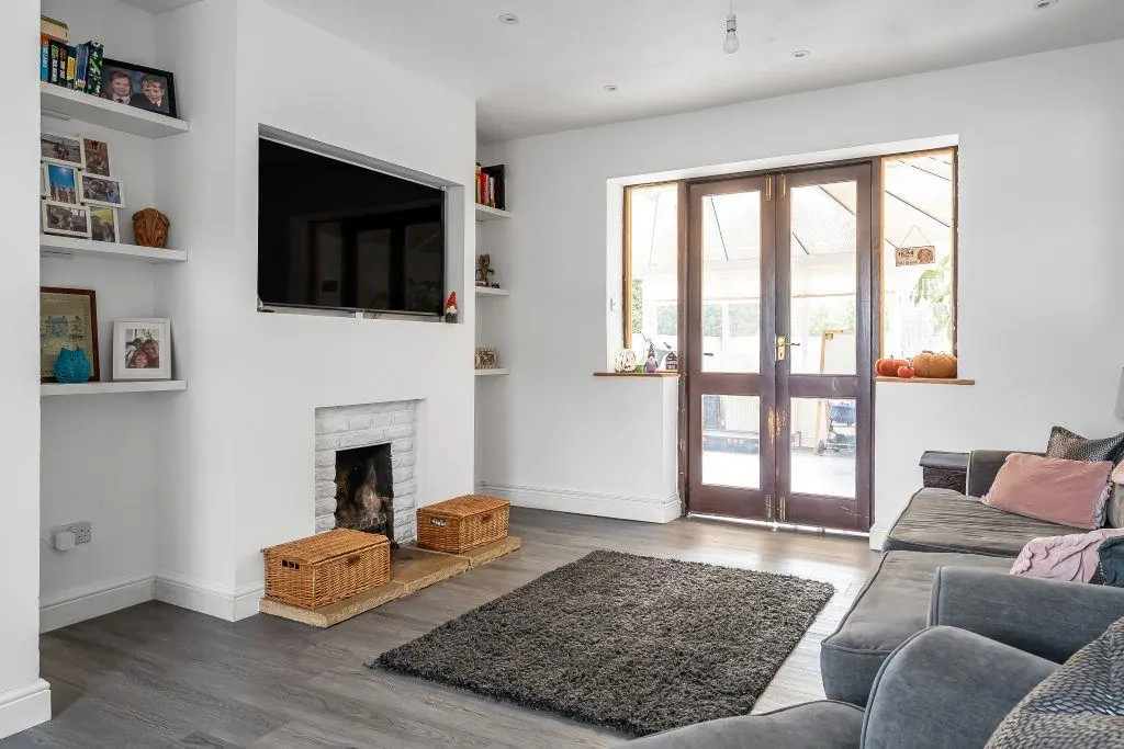 Winfield Grove, Newdigate, RH5, photo 6