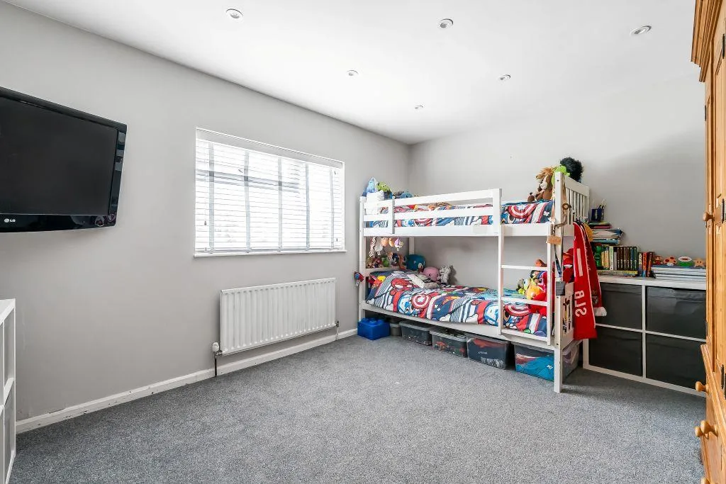 Winfield Grove, Newdigate, RH5, photo 10