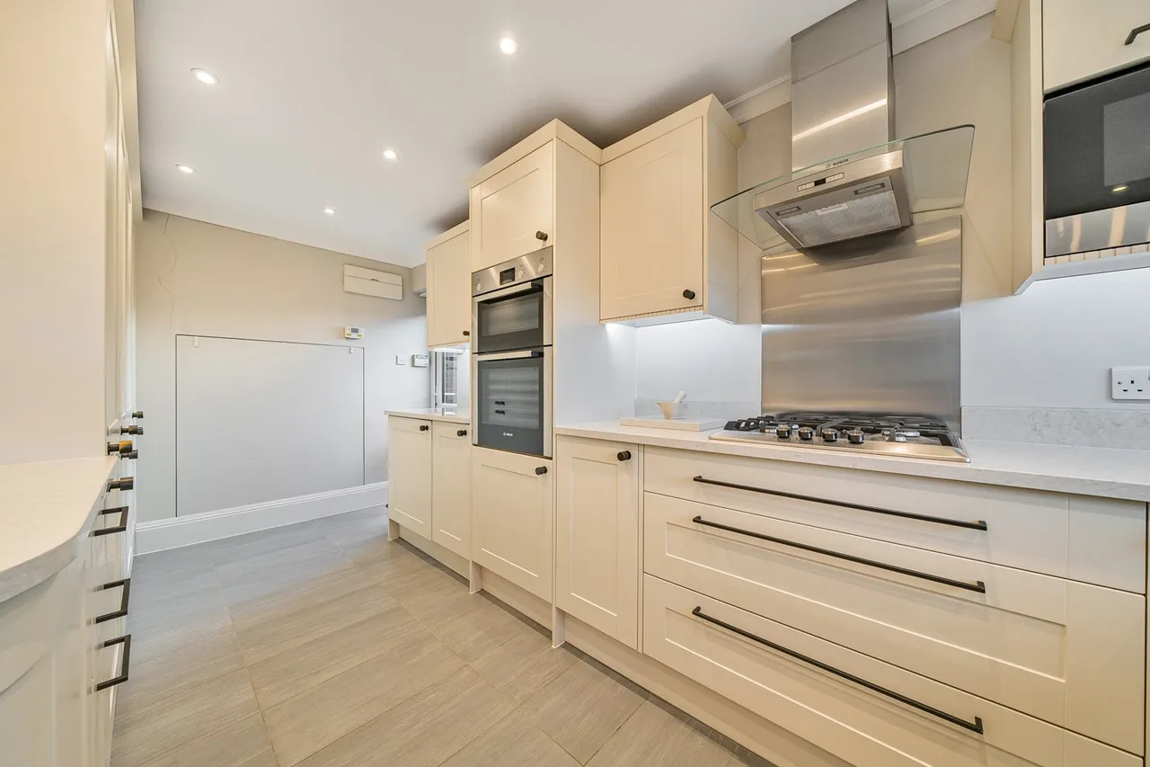Hillside, Dartford, DA4, photo 17