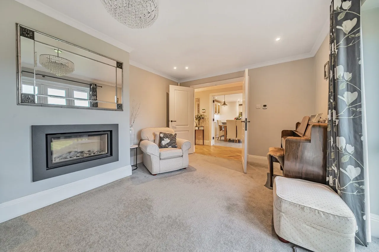 Hillside, Dartford, DA4, photo 11