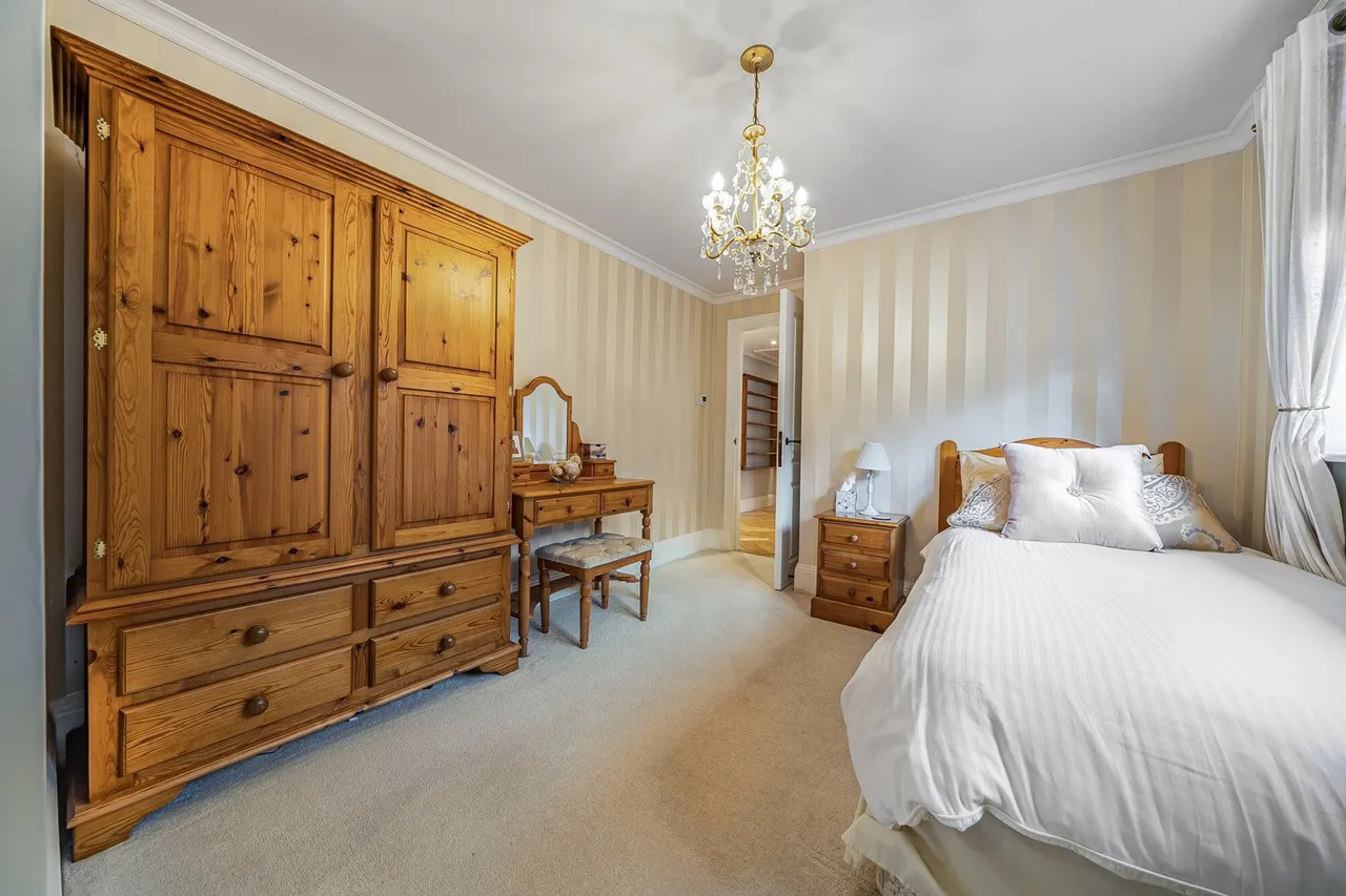 Hillside, Dartford, DA4, photo 9