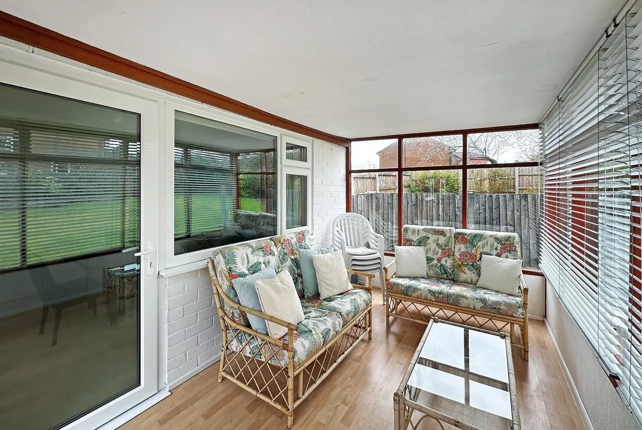 Woburn Drive, Hale WA15 8NE, photo 16