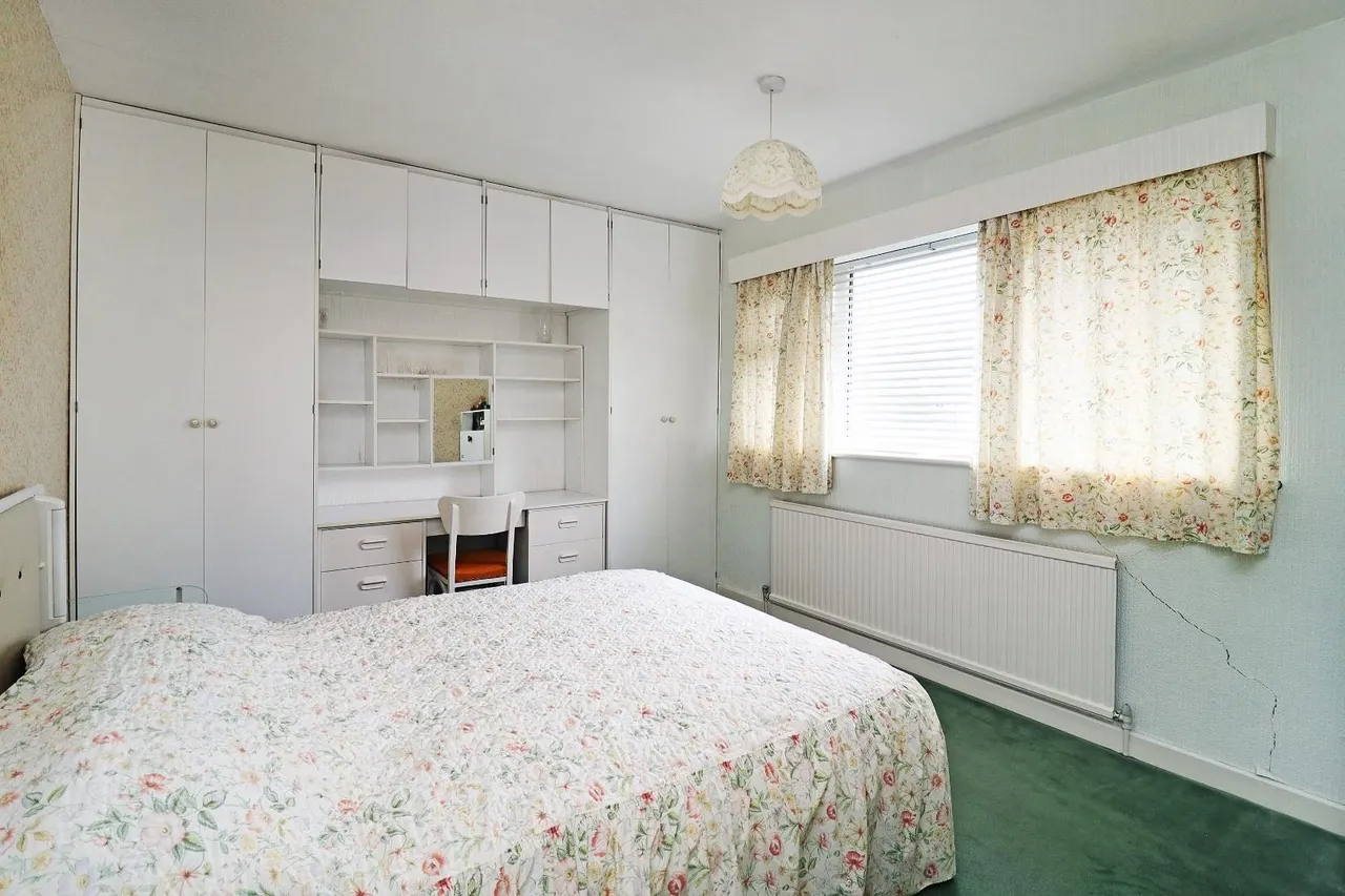 Woburn Drive, Hale WA15 8NE, photo 29