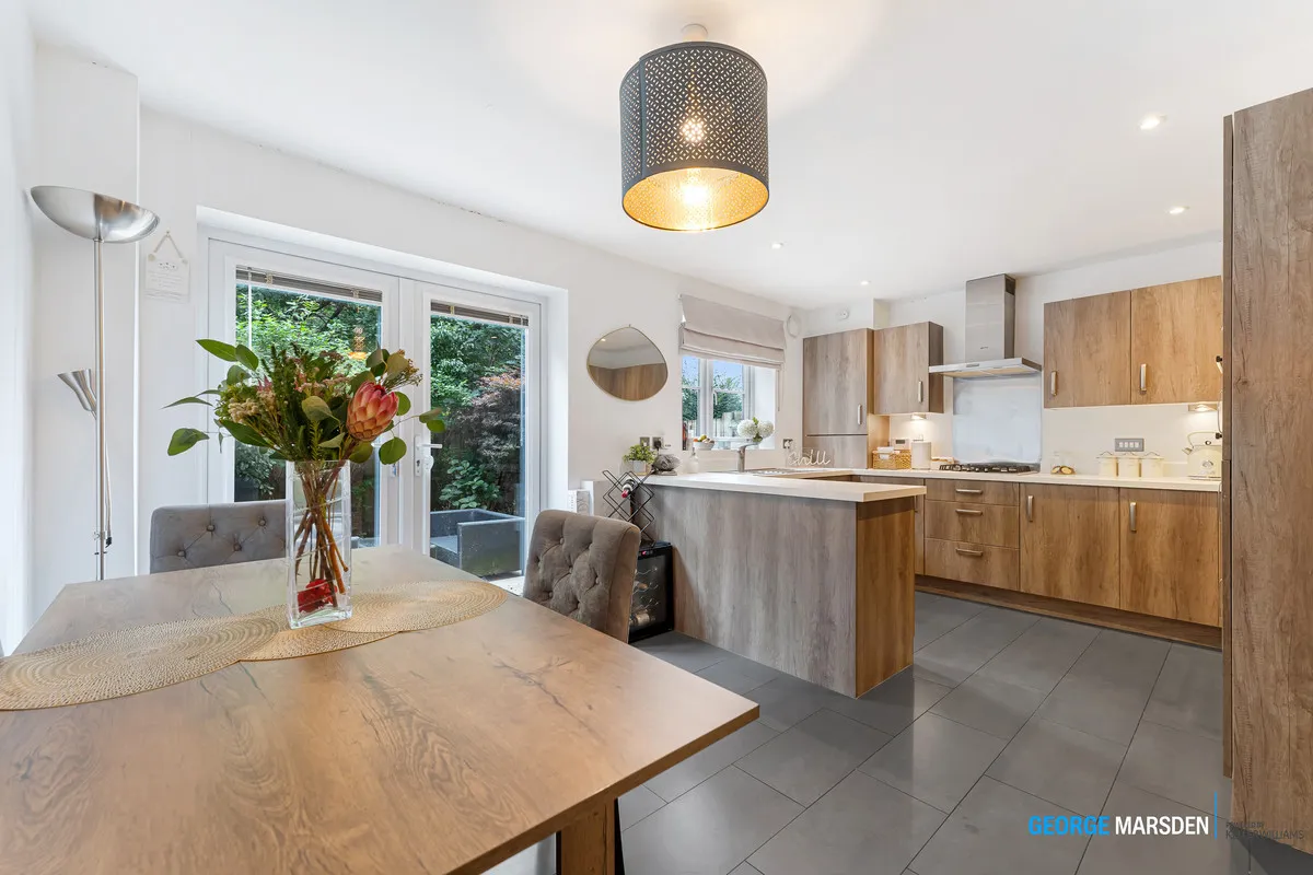 Regents Place, Bolton, BL6, photo 2