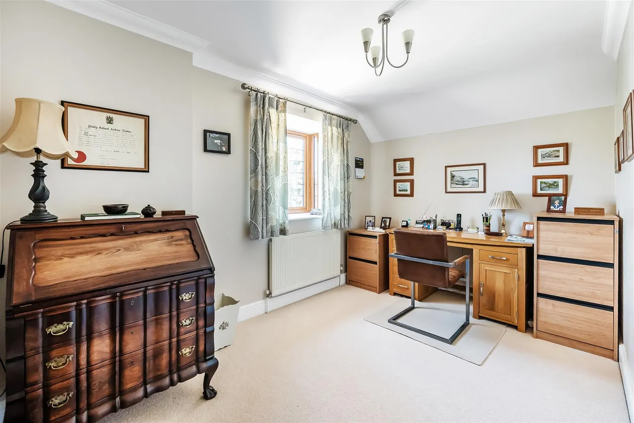 Willow Walk, Great Bookham, KT23, photo 16