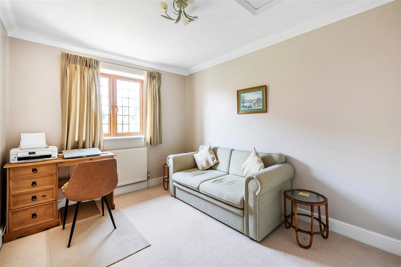 Willow Walk, Great Bookham, KT23, photo 17