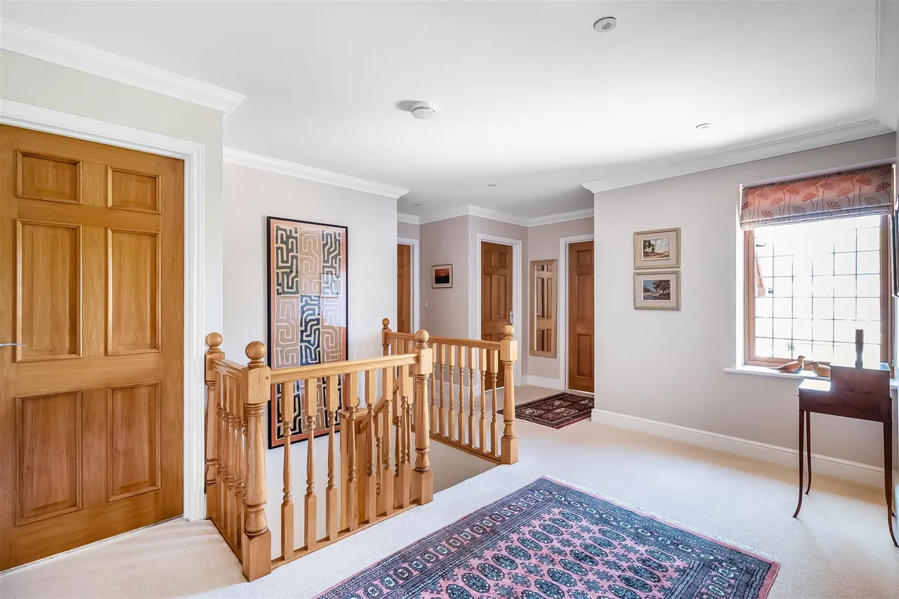 Willow Walk, Great Bookham, KT23, photo 21