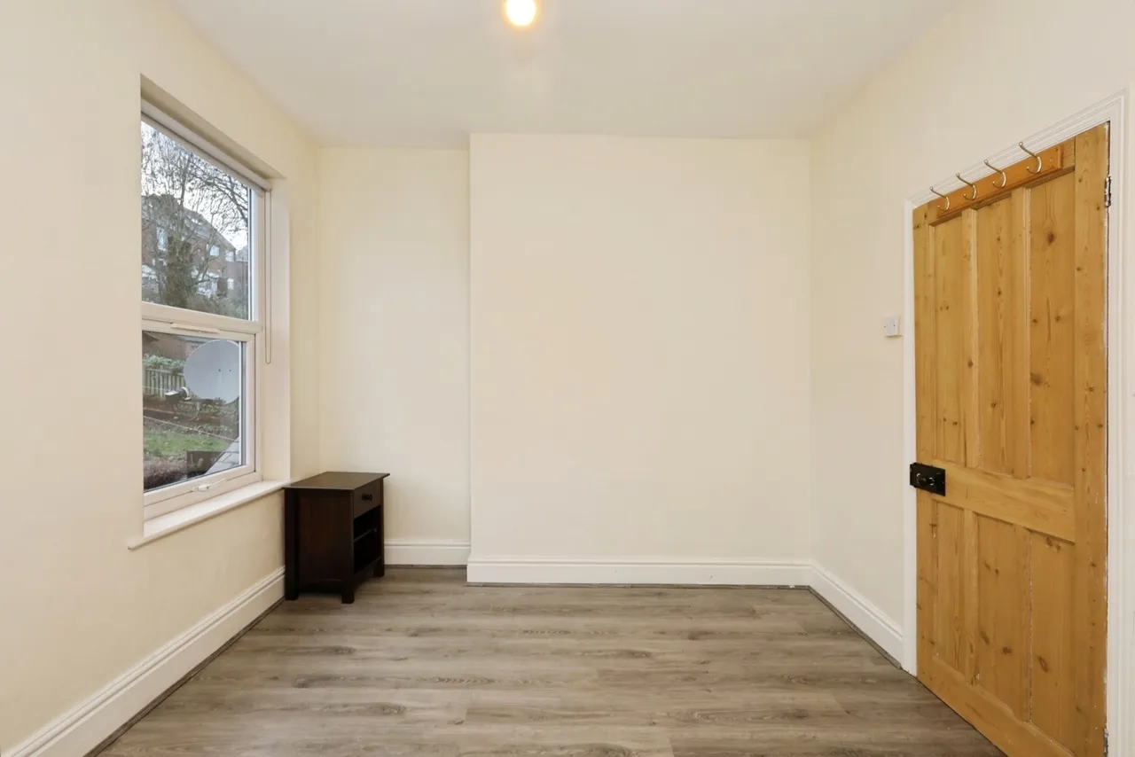 Huntingtower Road, Sheffield, South Yorkshire, S11, photo 18