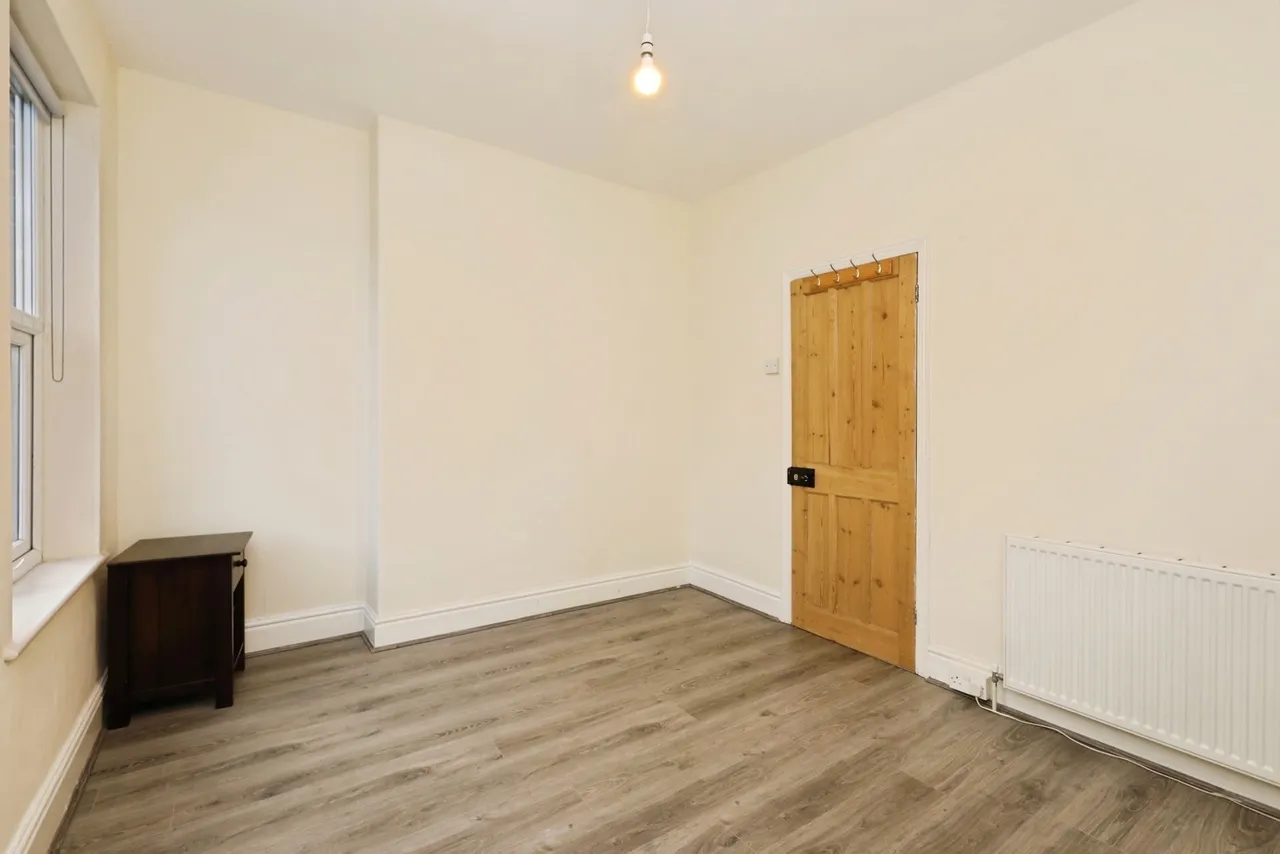 Huntingtower Road, Sheffield, South Yorkshire, S11, photo 19