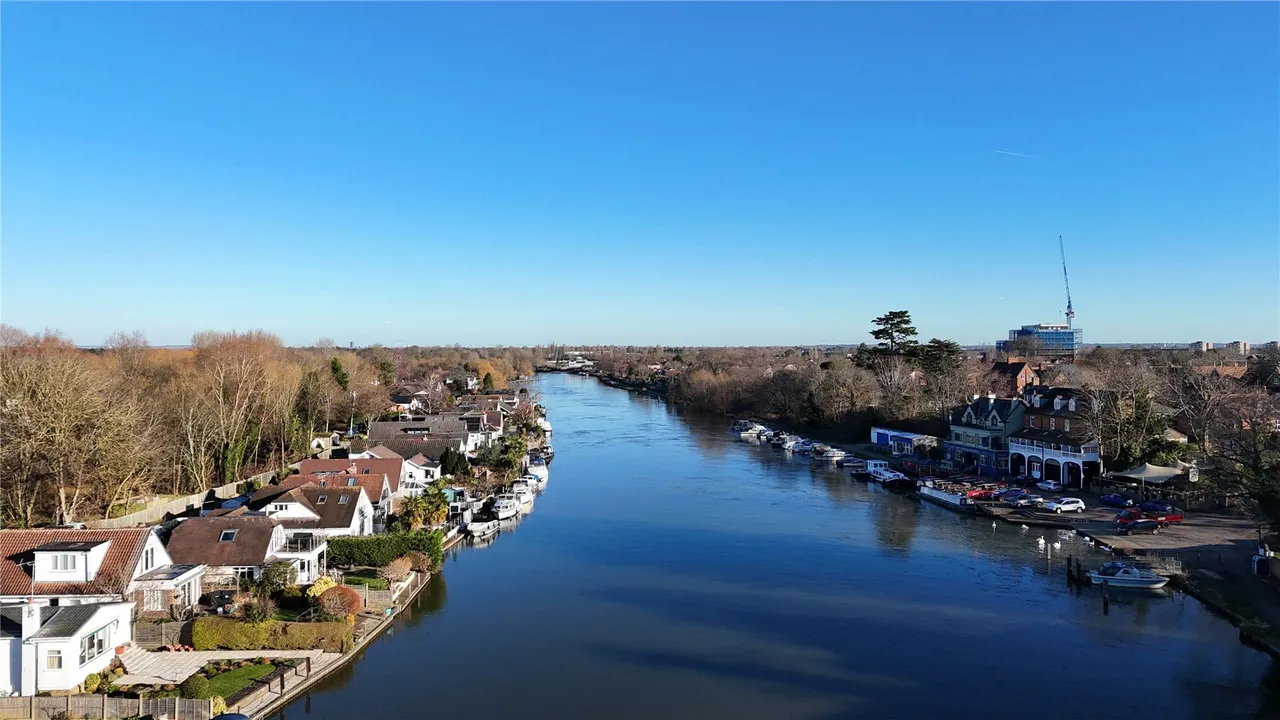 Ashley Road, Walton-on-Thames, KT12, photo 13