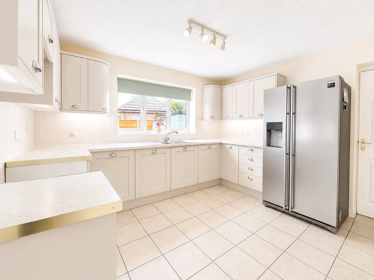 Hever Drive, Liverpool, L26, photo 3