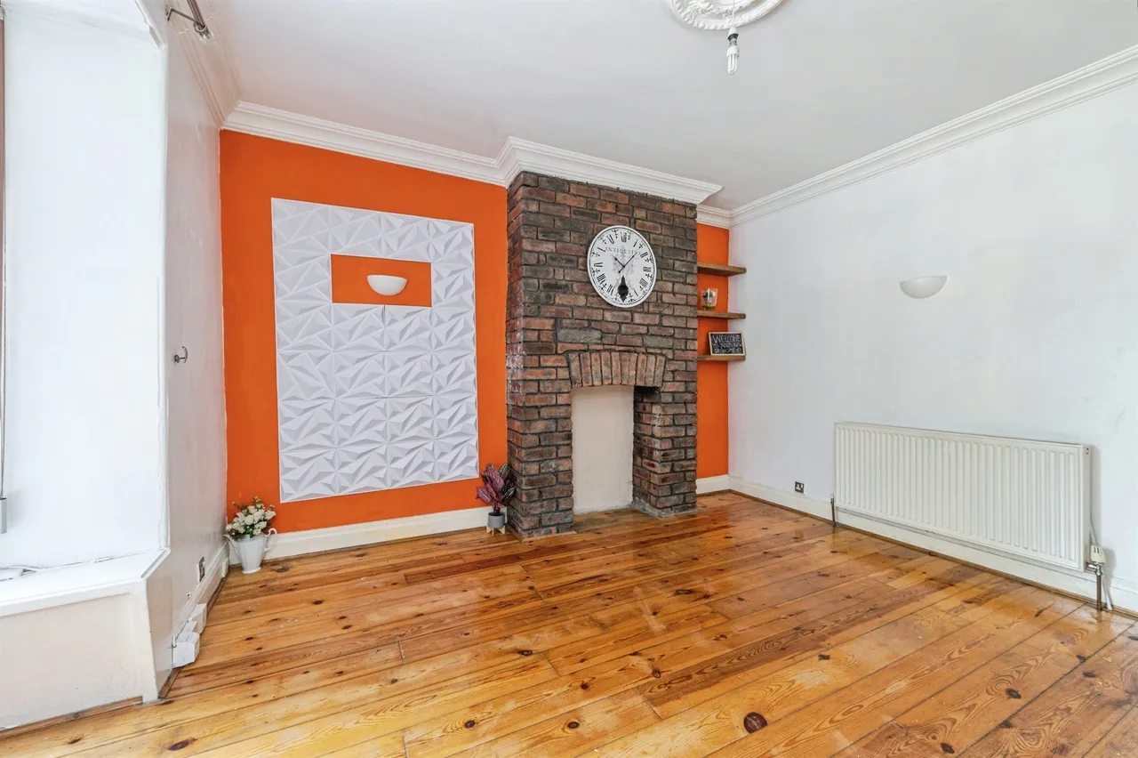 Lister Street, Moldgreen, Huddersfield, photo 5
