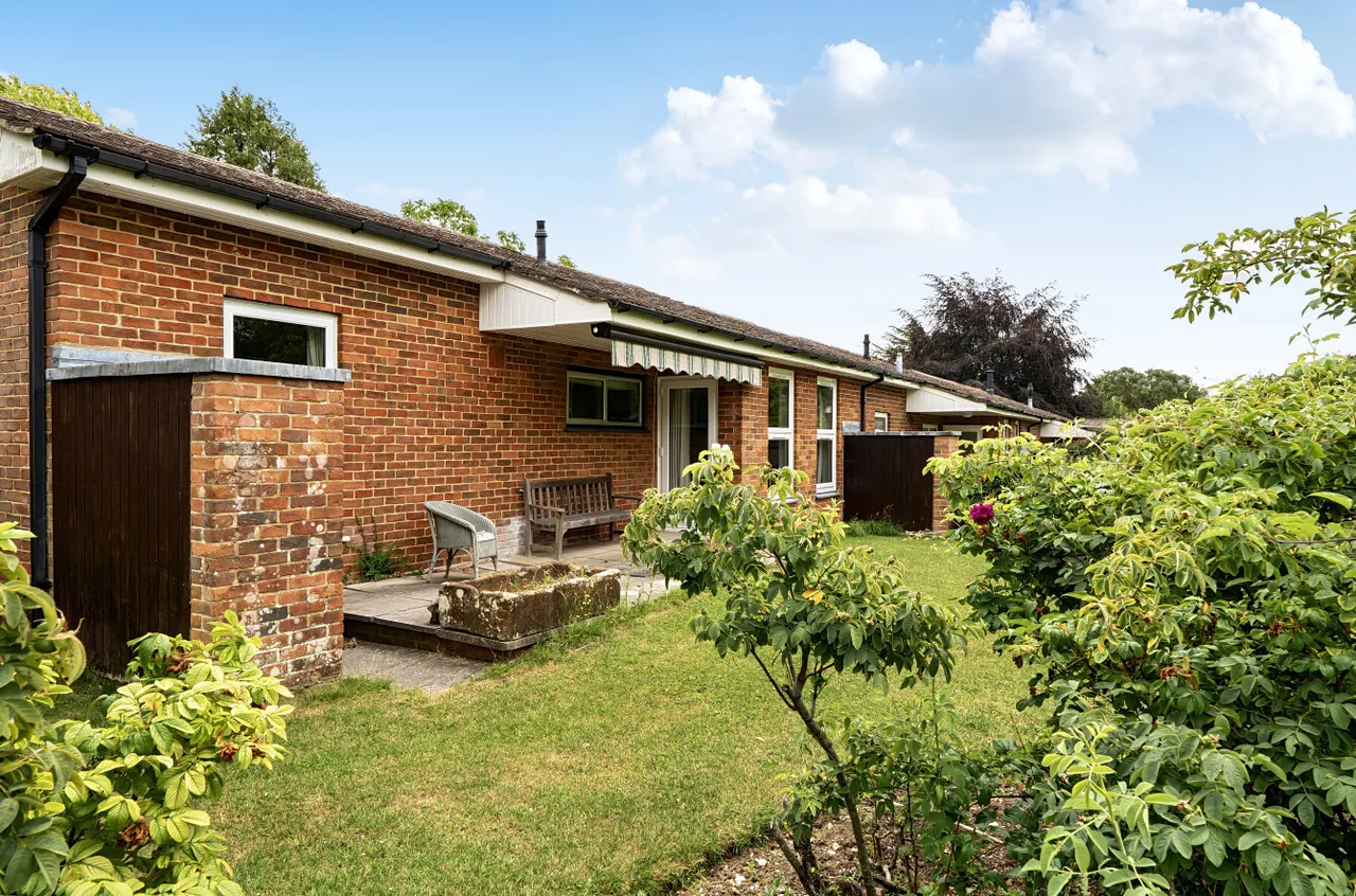 Bedfield Lane, Headbourne Worthy, SO23, photo 12