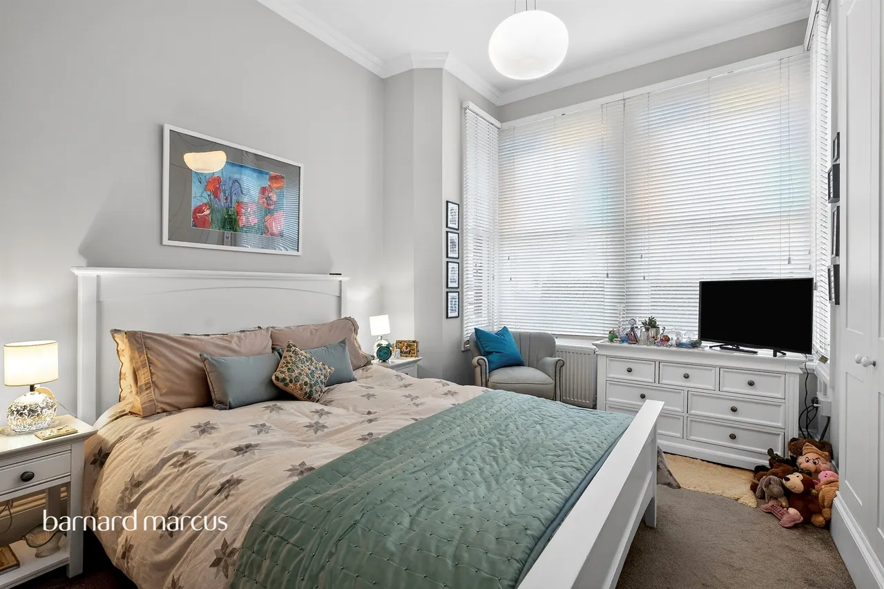 Glebe Road, London, photo 4