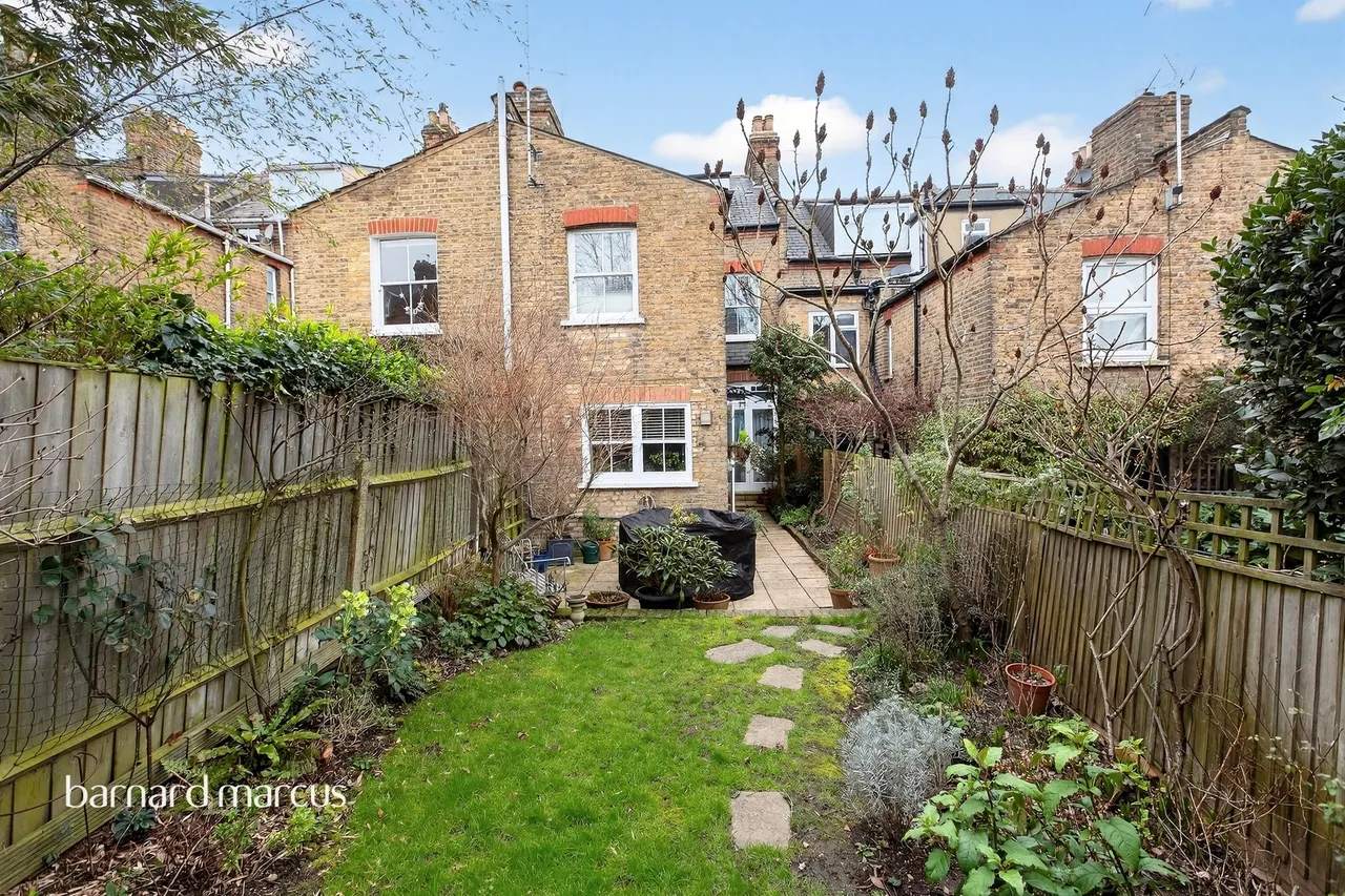 Glebe Road, London, photo 12