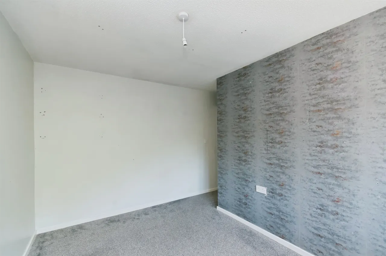 Britten Close, Eastbourne, photo 6