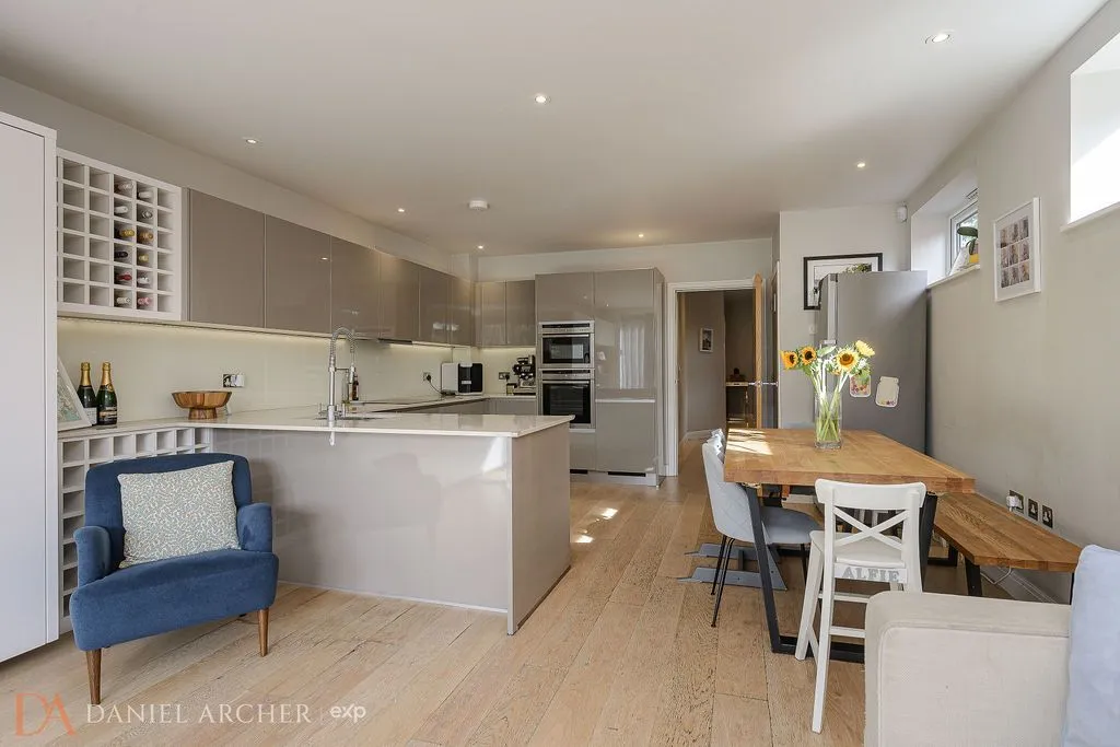 Durham Road, West Wimbledon, SW20, photo 6