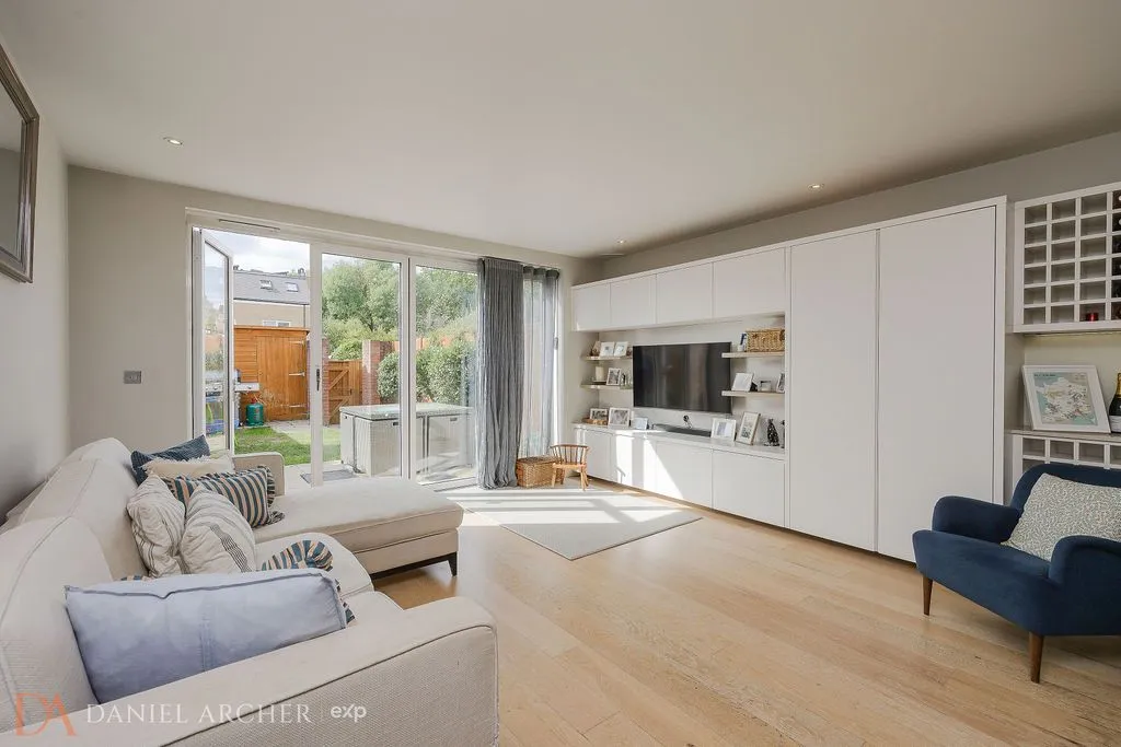 Durham Road, West Wimbledon, SW20, photo 5
