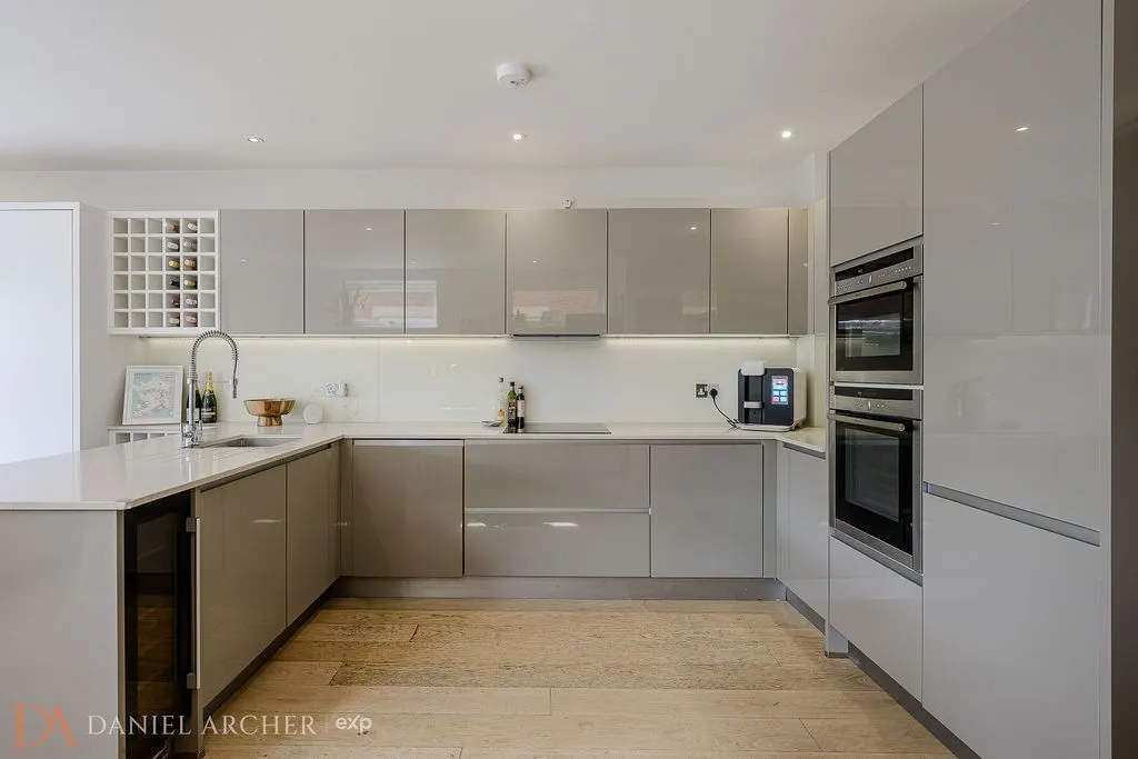 Durham Road, West Wimbledon, SW20, photo 8