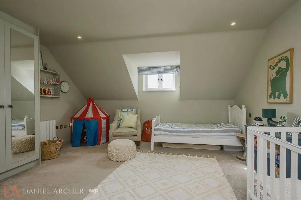 Durham Road, West Wimbledon, SW20, photo 20