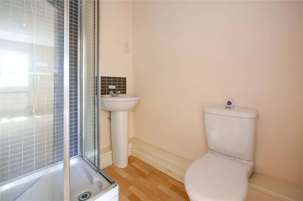 Lodge Road, Thackley, West Yorkshire, BD10, photo 10