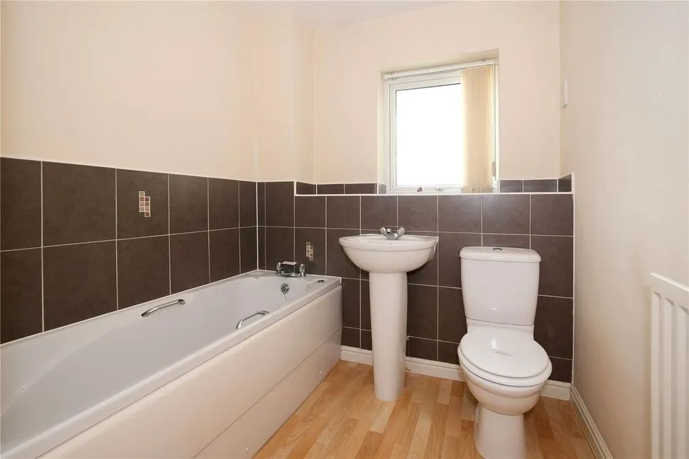 Lodge Road, Thackley, West Yorkshire, BD10, photo 6